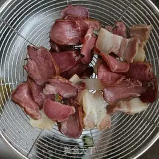 Make Porky larvae step 9
