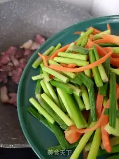 Make Porky larvae step 13