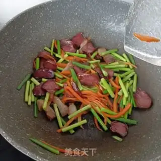Make Porky larvae step 16