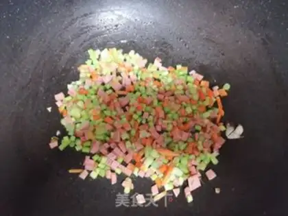 Make Egg fried rice step 4