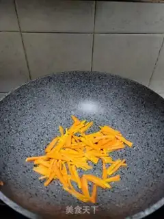 Make A crotch carrot step 1