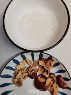 Make Red date walnut rice paste step 0