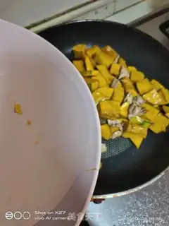 Make Pumpkin step 3