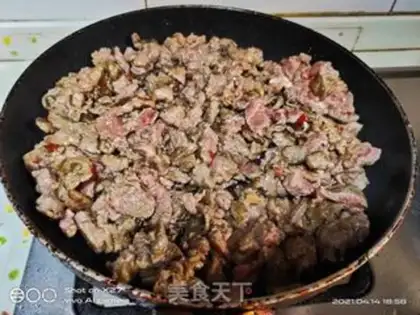 Make Hot beef step 1