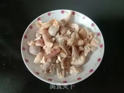 Make Onion fried chicken step 1