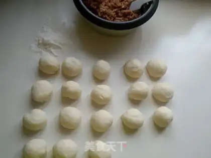 Make Fresh meat buns step 7
