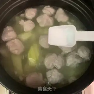 Make cucumber roll-meat step 6