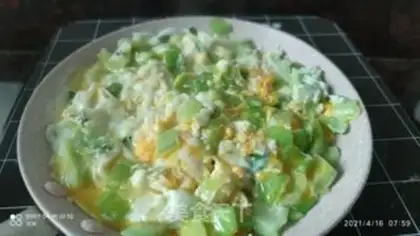 Make A green omelet step 2