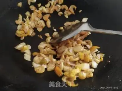 Make Garlic pickles step 5