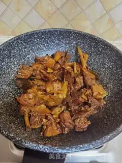 Make Pineapple duck step 17