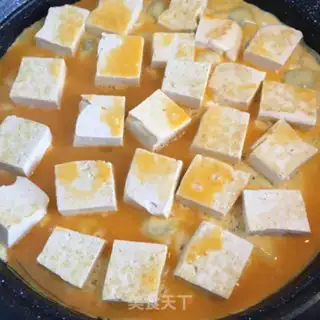 Make Eggs are fried tofu step 6