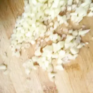 Make Chicken claws with red oil step 1