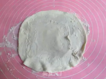 Make Flycake, yellow pie step 2