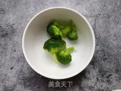 Make Black pepper steak with broccoli step 13