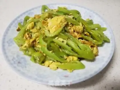 Make Peppers fried duck eggs step 4