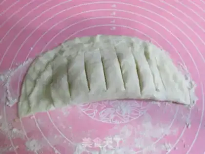 Make Flycake, yellow pie step 4