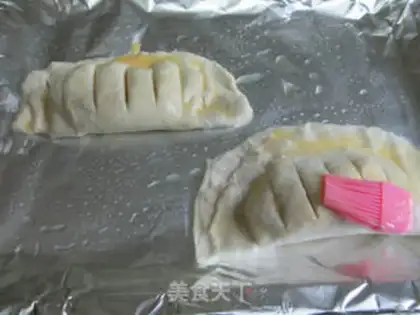 Make Flycake, yellow pie step 5