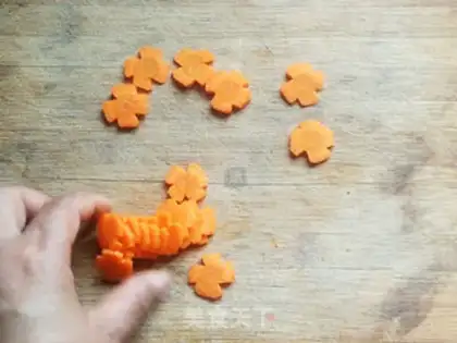 Make Celery cutter with peanuts step 2