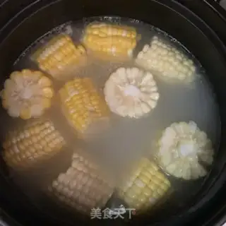 Make Corn abalone bone soup step 7