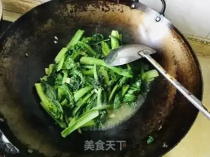 Make Garlic cabbage step 4