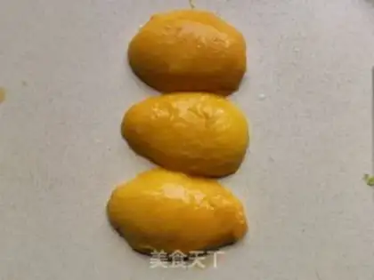 Make Grandma nut mango sour step 1