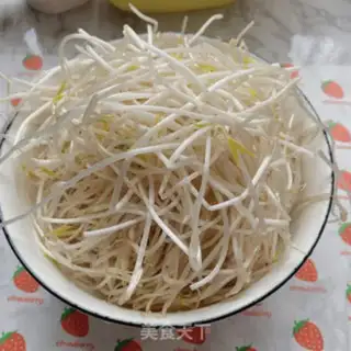 Make Cold bean sprouts step 0