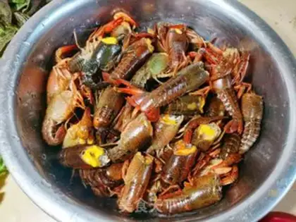 Make Spicy lobster step 0