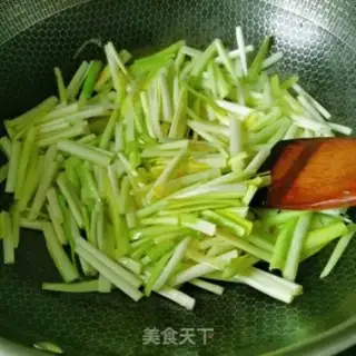 Make Yellow eggs step 7