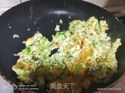Make Eggs and vegetables step 1