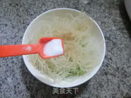 Make A cucumber plaque step 5