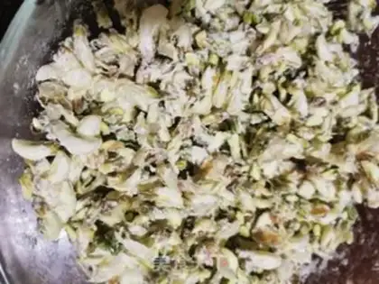 Make Fried flowers step 1