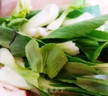 Make Vegetable fishball soup step 1