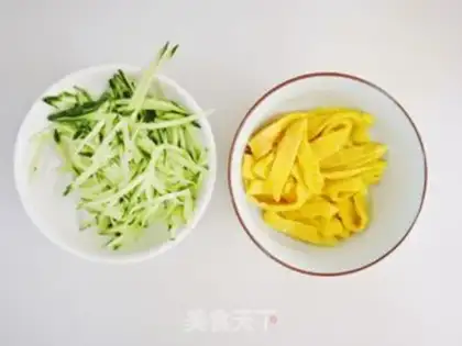 Make Henan garlic for noodles step 4