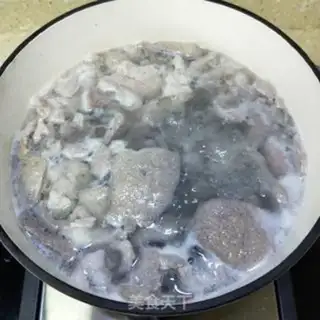 Make Three and a spinach soup step 5