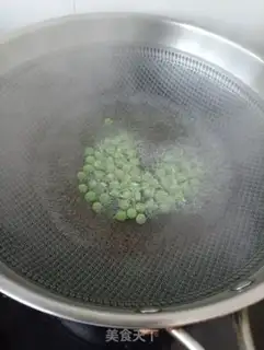 Make Pork pea broccoli salad step 5
