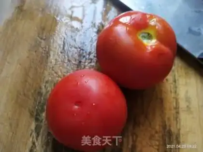 Make Tomato fried eggs step 0
