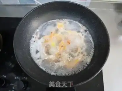Make Circumcular shrimp vegetable salad step 3