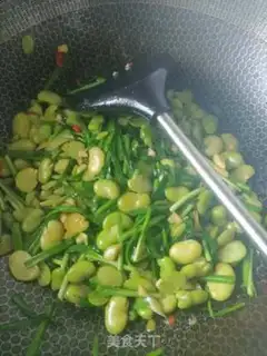 Make Scrambled beans step 5
