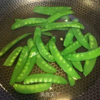 Make Egg salad step 1