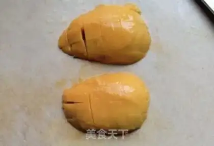 Make Blueberry mango melon yogurt cup step 1