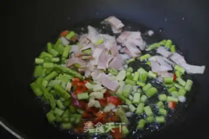 Make Bacon fried rice step 4