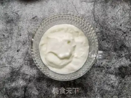 Make Blueberry mango melon yogurt cup step 5