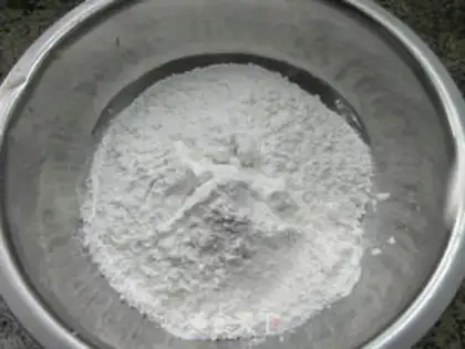 Make Red sugar, white sesame and green step 3