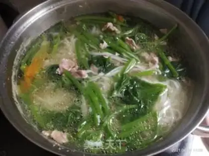 Make Pumpkin scrawny meat boiled river powder step 4