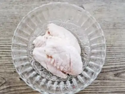 Make Precious chicken wings step 0