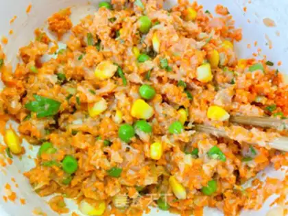 Make Chicken vegetable pie step 5