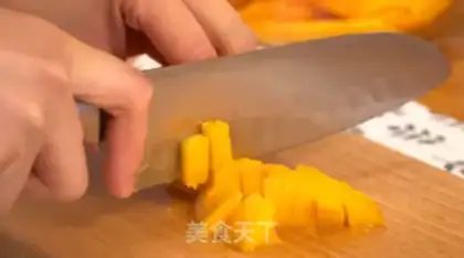 Make Yang Yee Man Lo step 0
