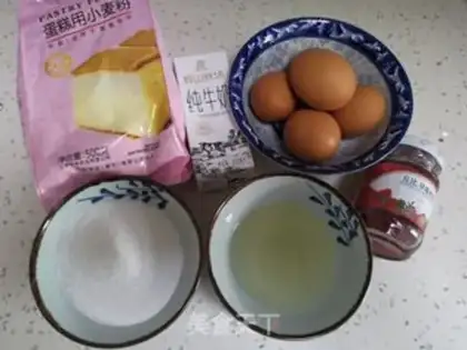 Make Strawberry jam cake rolls step 0