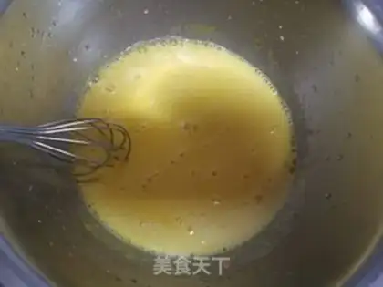 Make Strawberry jam cake rolls step 2