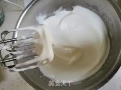 Make Strawberry jam cake rolls step 4